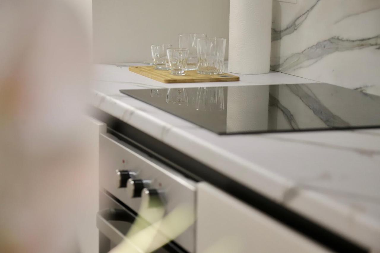 La Grand - New Bazaar Apartment Tirana Bagian luar foto